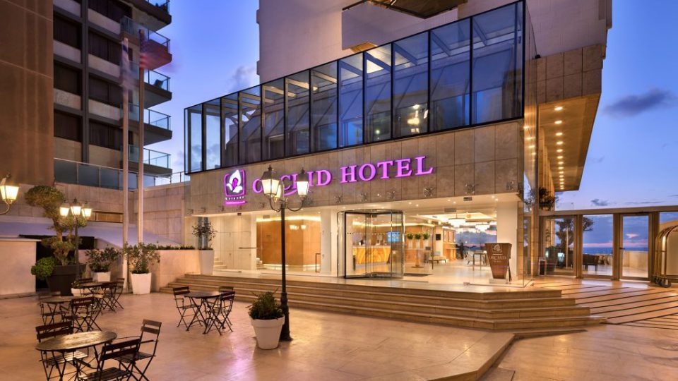 001-1024×683 001-1024x683